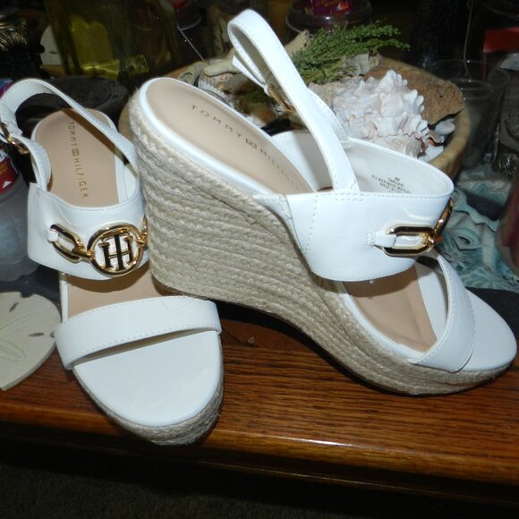 Tommy Hilfiger Khari High Espadrille Wedge Sandals White/Gold🆕📦🏃💨⚡🚚 - Picture 4 of 16